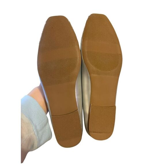 Brand New Kensie Faith Silver Closed Toe Studded Flats Shoes 8.5 Textile Upper - Picture 9 of 10
